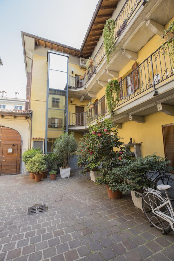 Готель Antica Trattoria Dell'Uva Монца Екстер'єр фото
